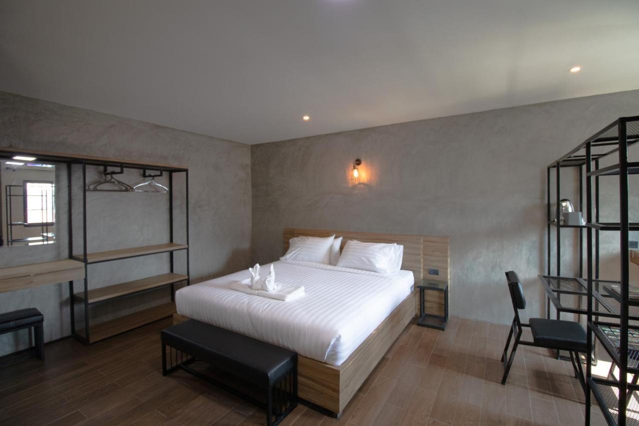 Rabbit Hotel Phimai Экстерьер фото
