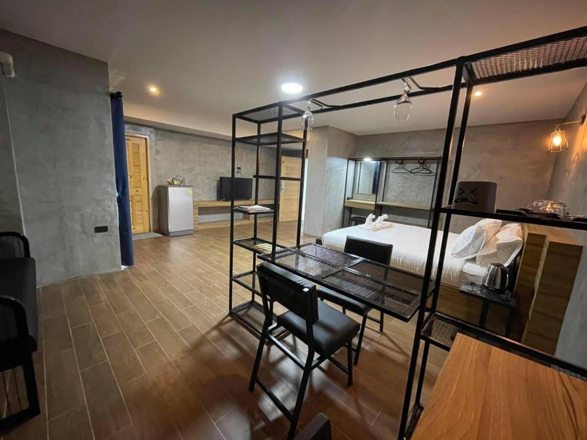 Rabbit Hotel Phimai Экстерьер фото