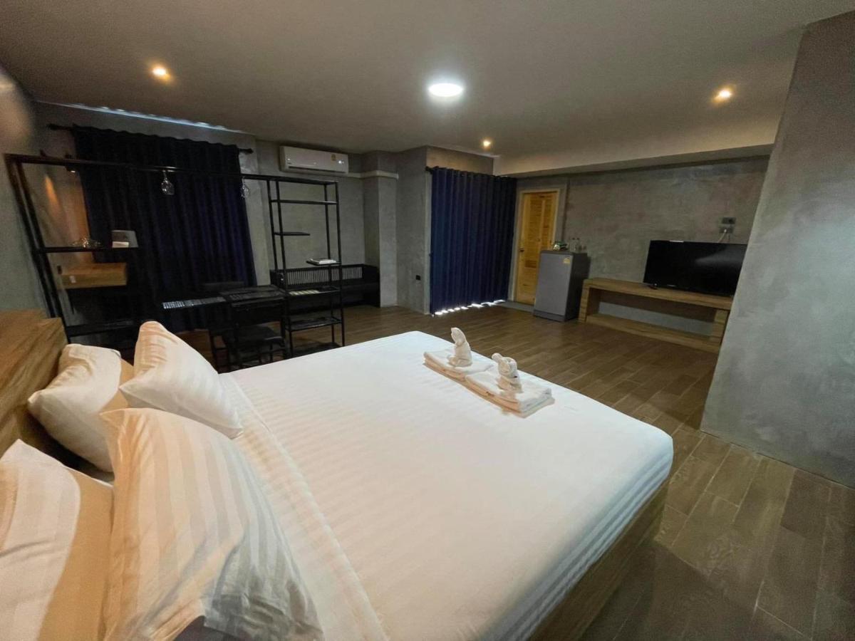 Rabbit Hotel Phimai Экстерьер фото